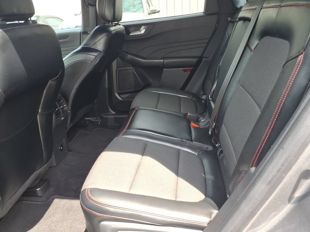 2024 Ford Escape ST-Line SUV